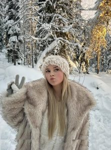 Brooke Marsden - Image 57