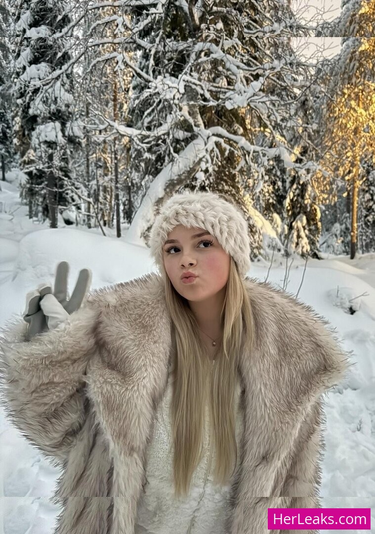 Brooke Marsden - Image 37