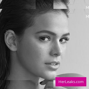 Bruna Marquezine - Image 1