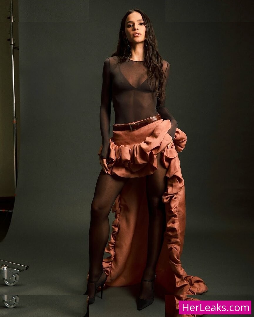 Bruna Marquezine - Image 362