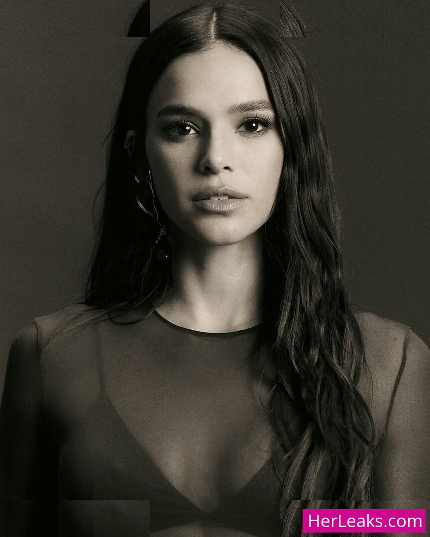 Bruna Marquezine - Image 360