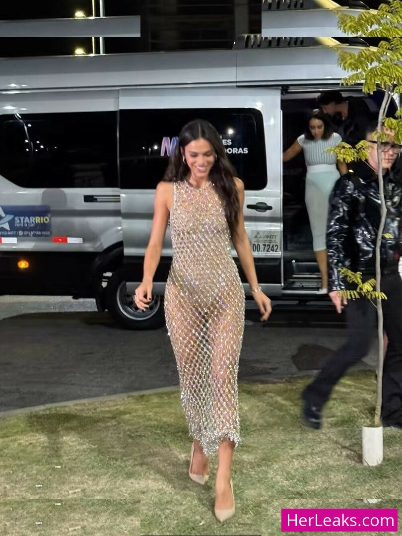 Bruna Marquezine - Image 330