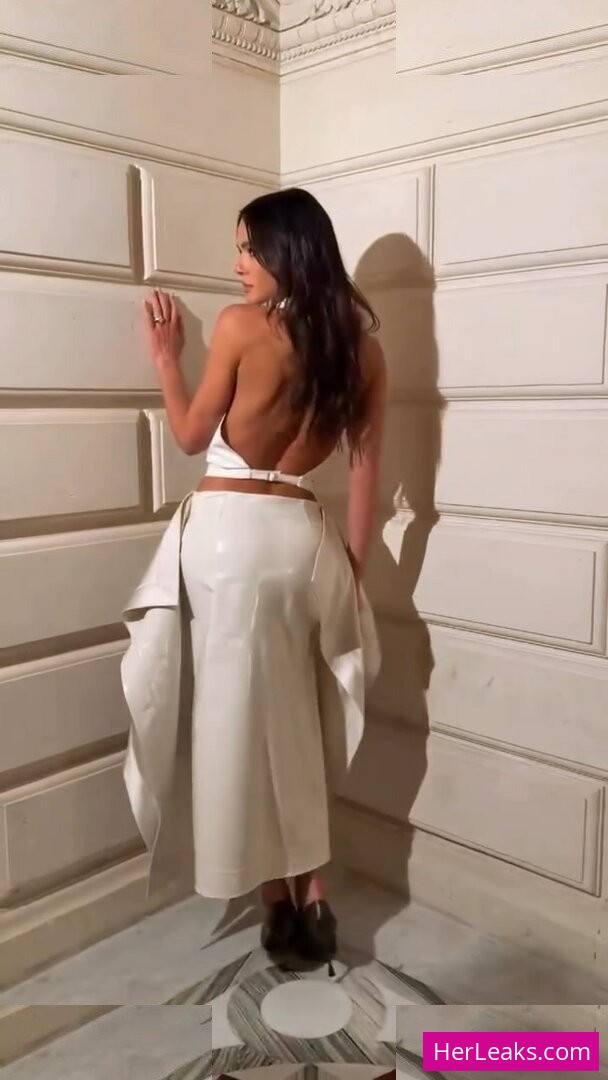 Bruna Marquezine - Image 277