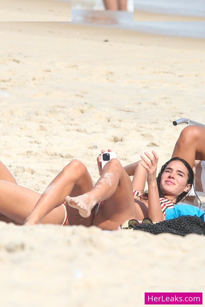 Bruna Marquezine - Image 263