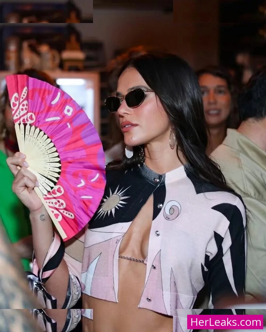 Bruna Marquezine - Image 248