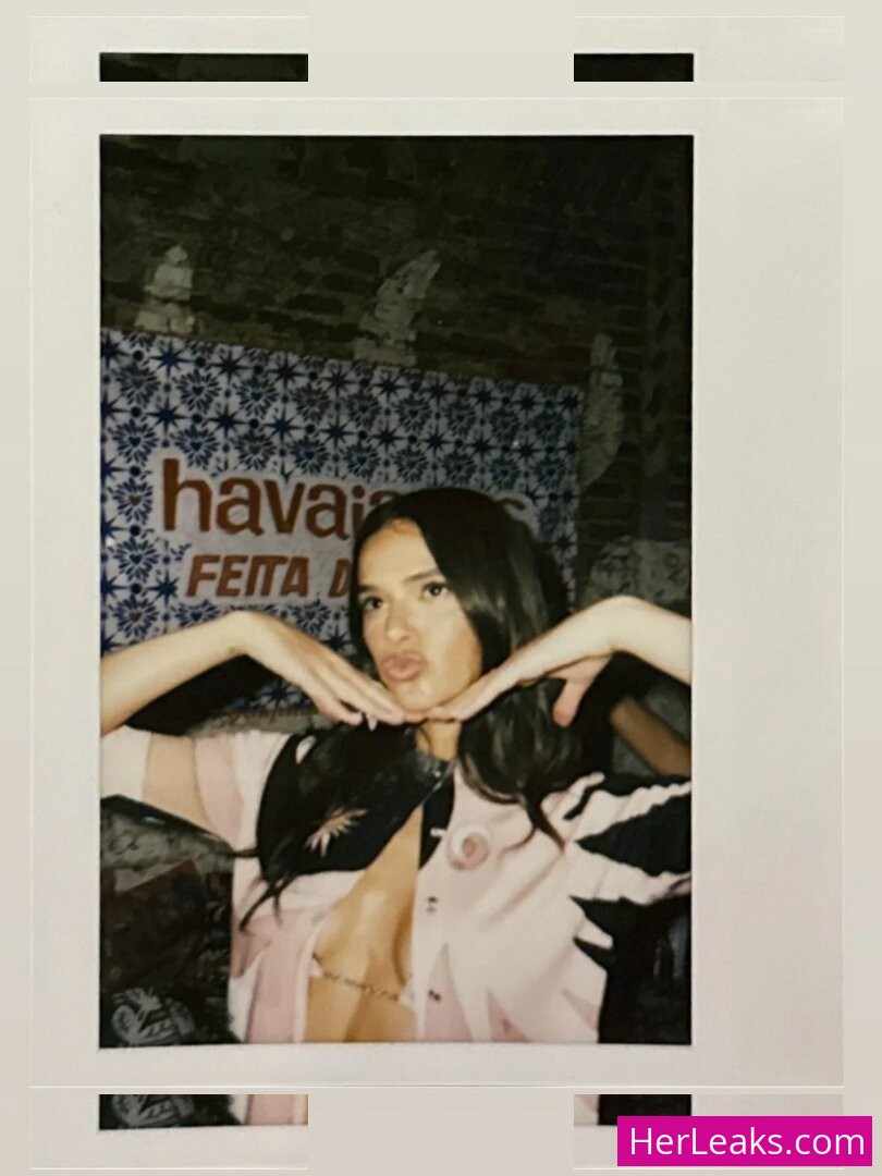 Bruna Marquezine - Image 244