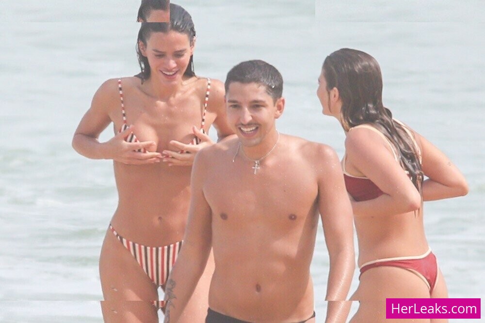 Bruna Marquezine - Image 231