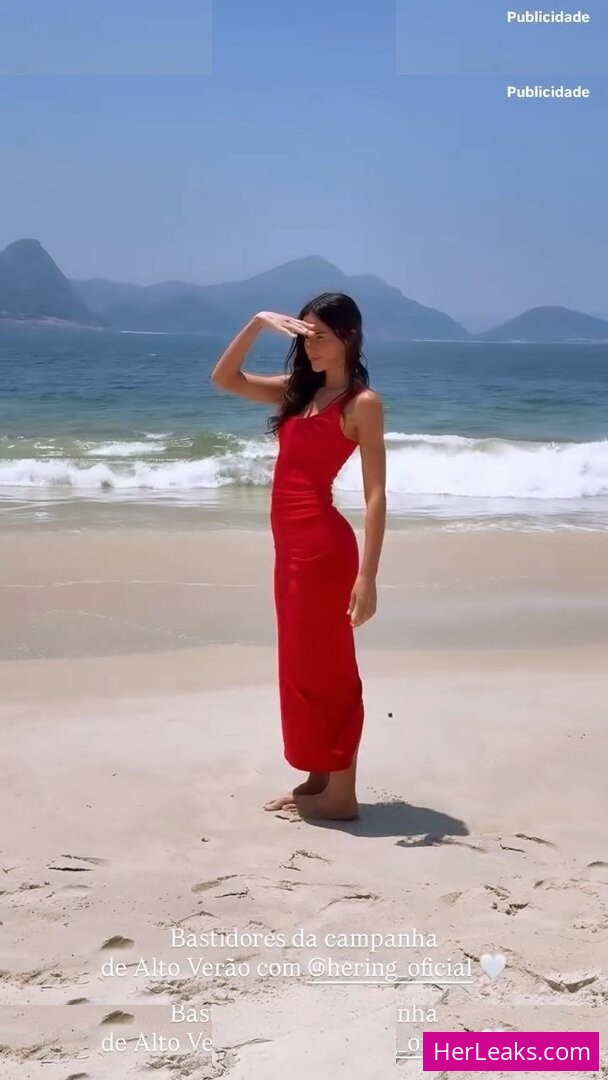 Bruna Marquezine - Image 172