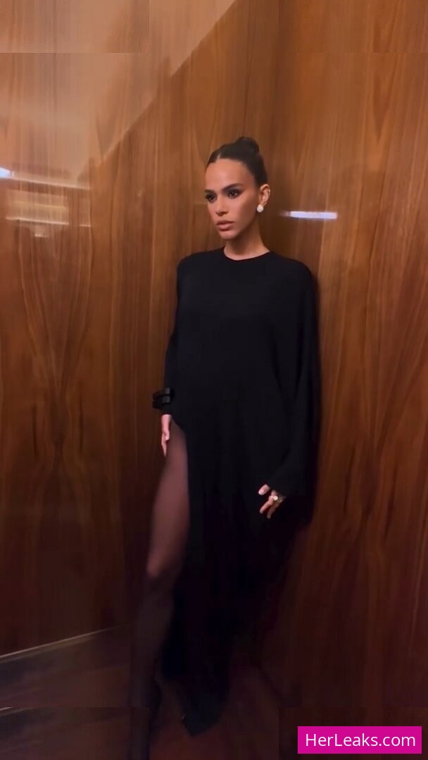 Bruna Marquezine - Image 167