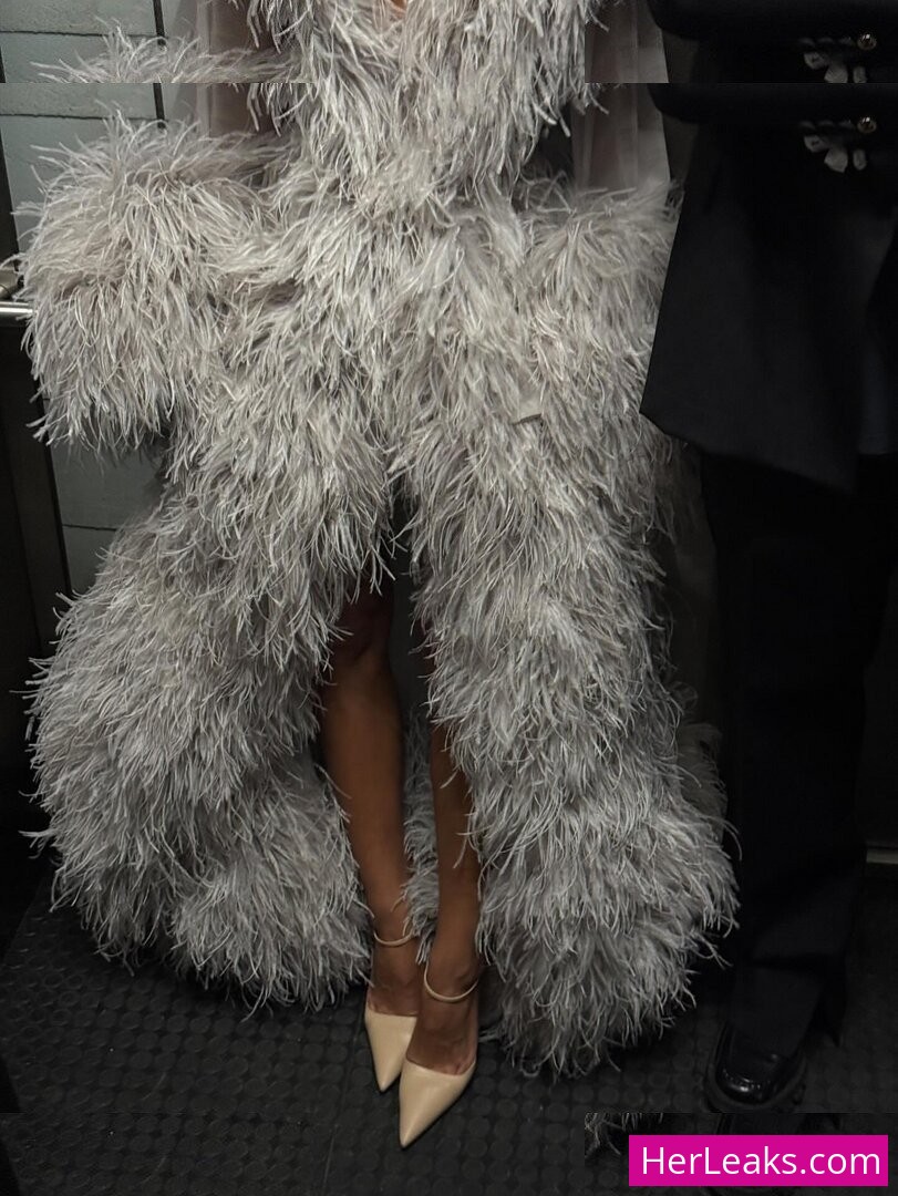 Bruna Marquezine - Image 131