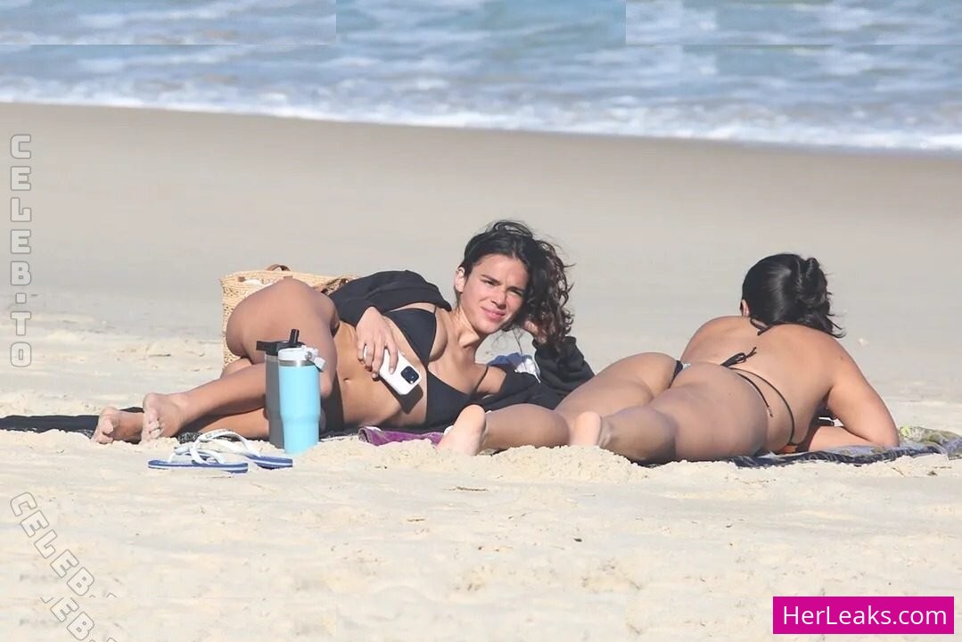 Bruna Marquezine - Image 113