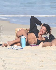 Bruna Marquezine - Image 110