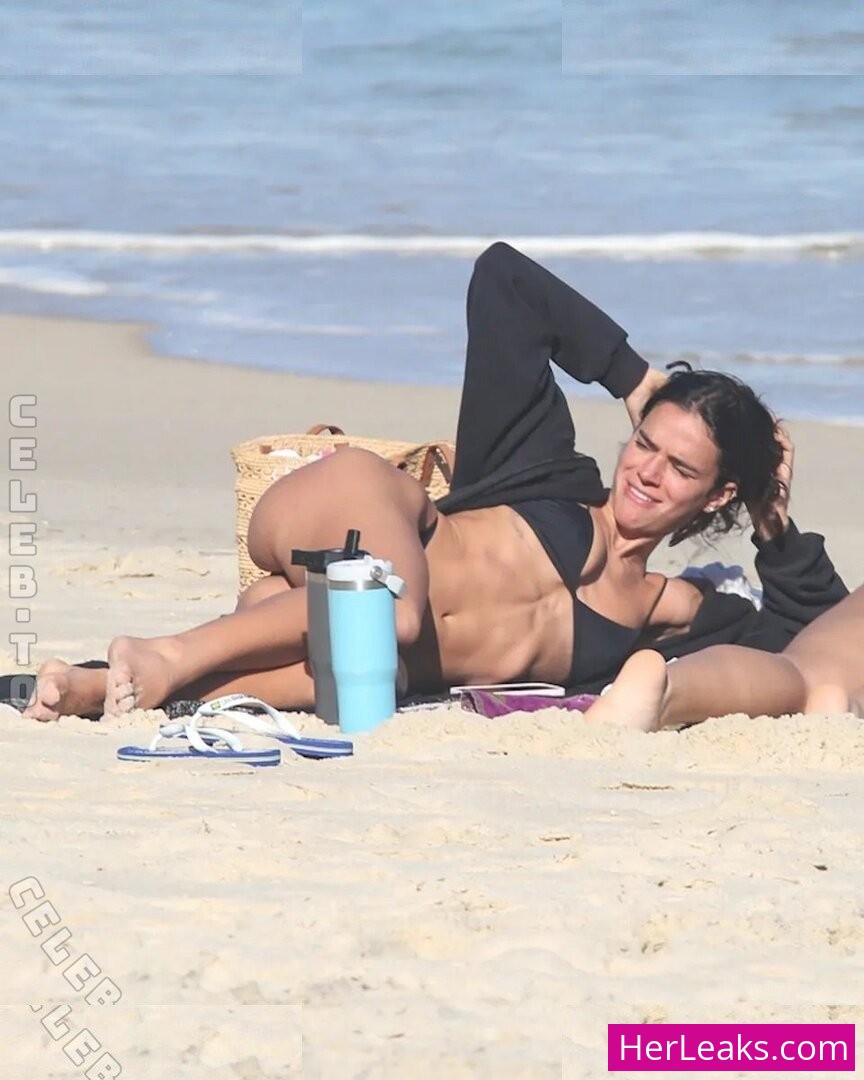 Bruna Marquezine - Image 110