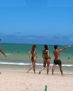 Bruna Marquezine - Image 79