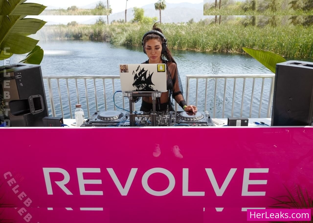 Chantel Jeffries - Image 383