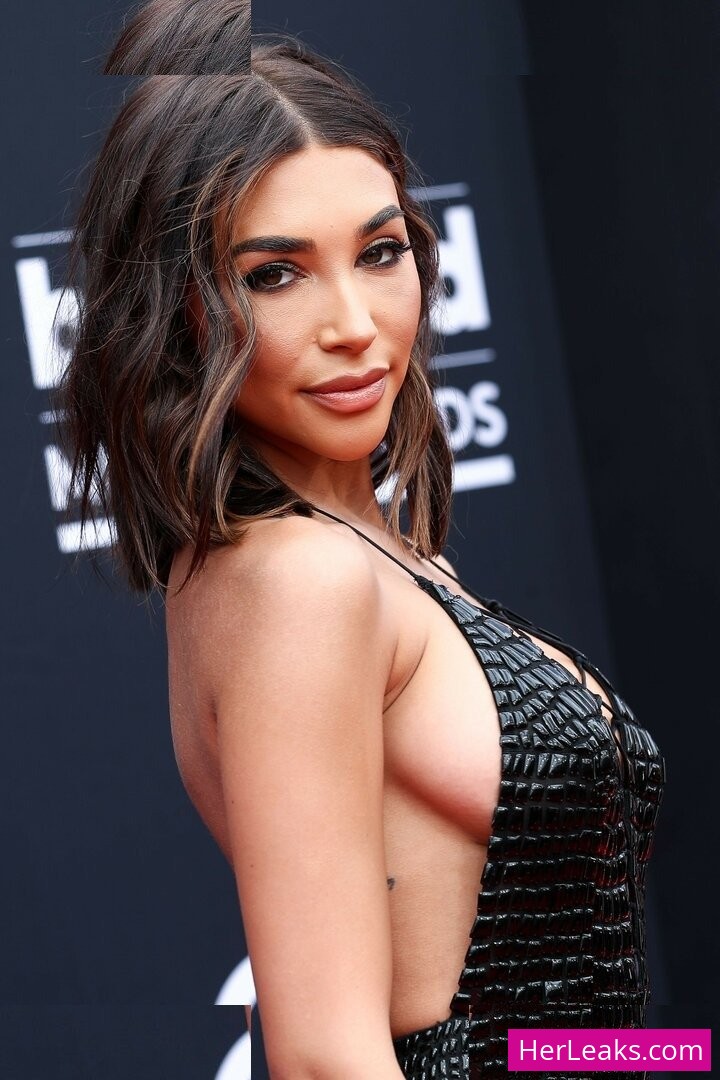 Chantel Jeffries - Image 239