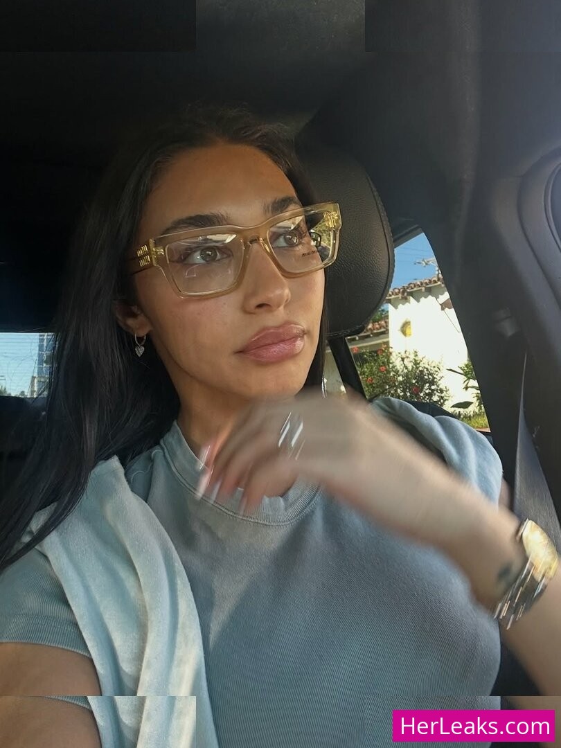 Chantel Jeffries - Image 25