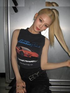 Cho Mi-yeon - Image 120