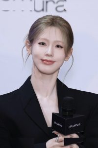 Cho Mi-yeon - Image 48