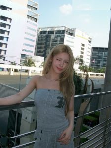 Cho Mi-yeon - Image 17