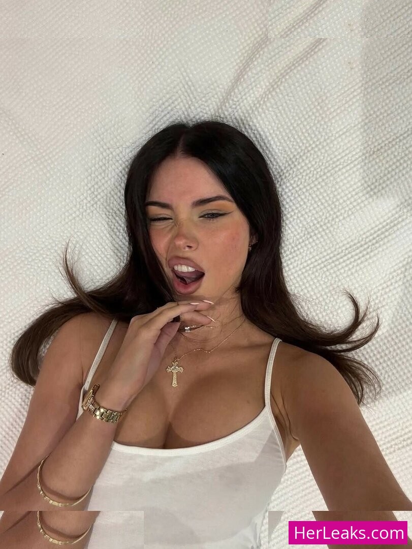 Clarissa Bea - Image 80