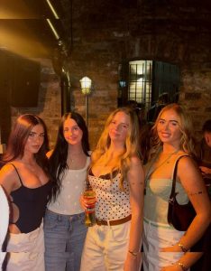 Clarissa Bea - Image 20