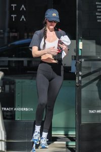 Dakota Johnson - Image 108