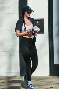 Dakota Johnson - Image 98