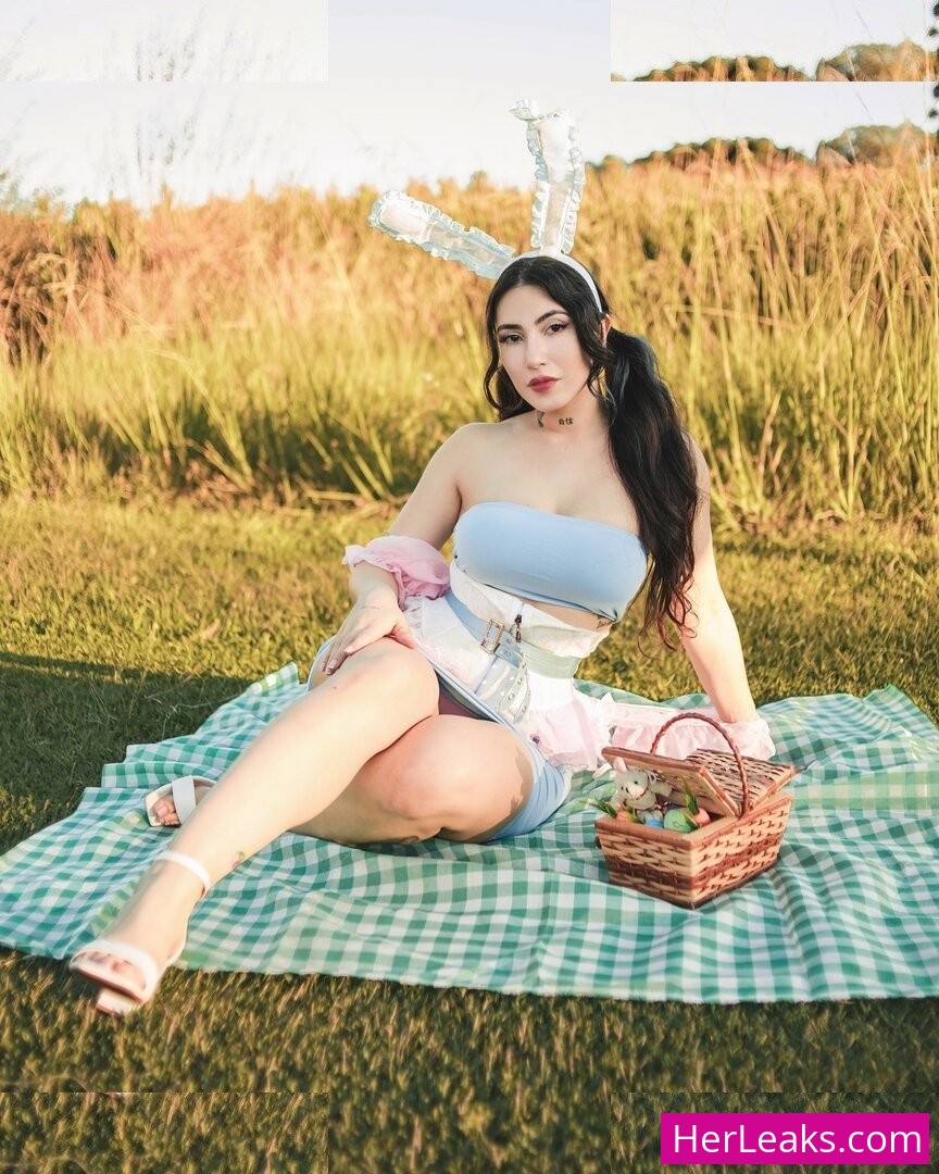 Danielle Vedovelli - Image 255