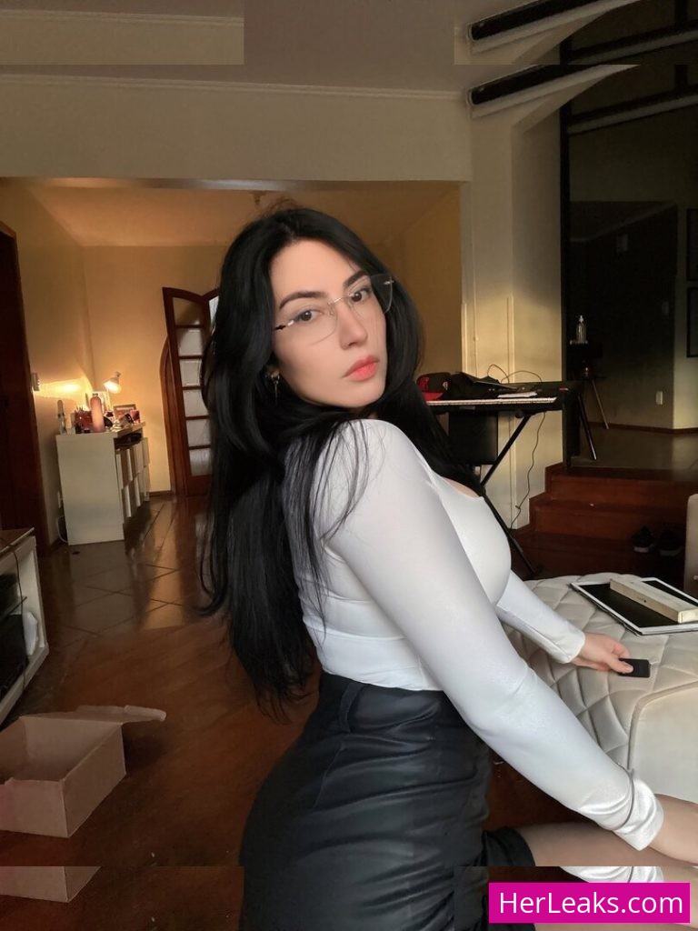 Danielle Vedovelli - Image 166