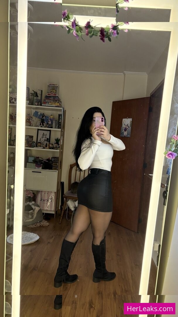 Danielle Vedovelli - Image 158