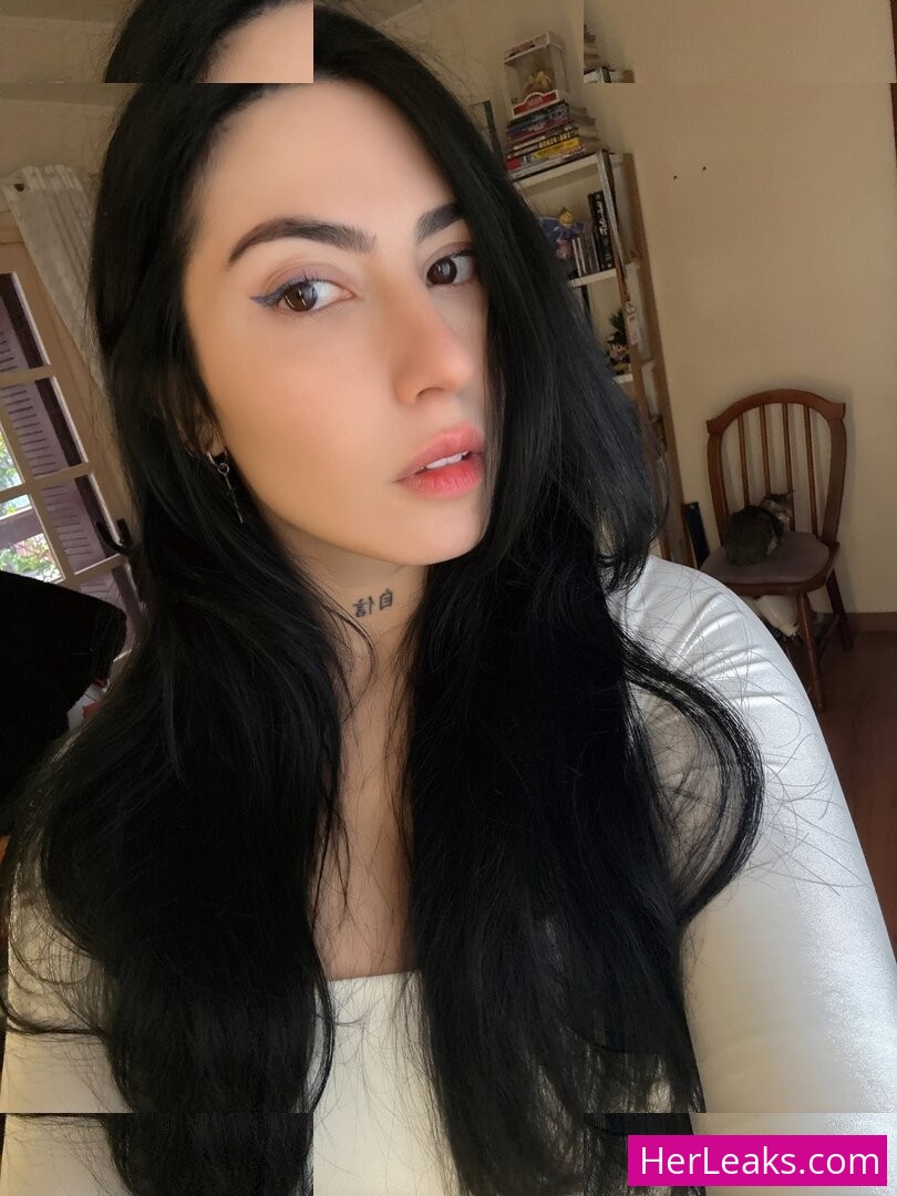 Danielle Vedovelli - Image 153