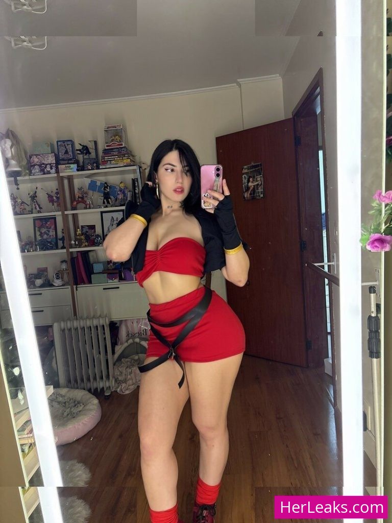 Danielle Vedovelli - Image 139