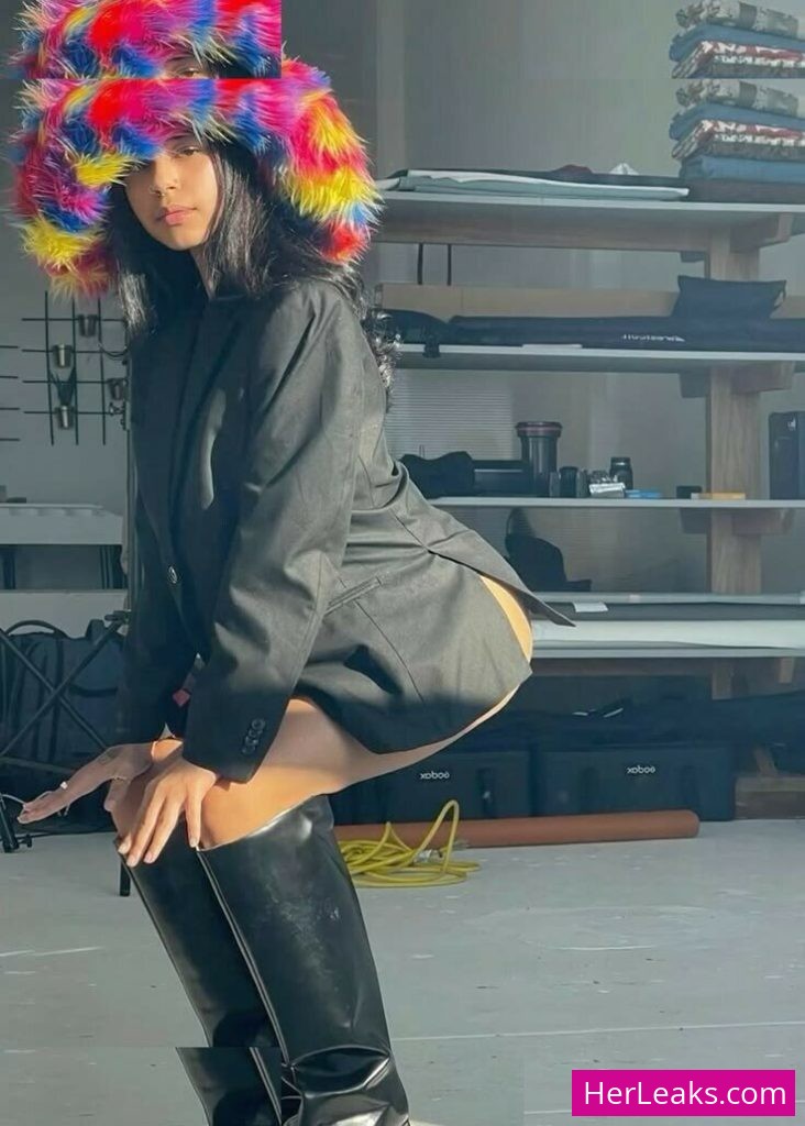 Giovanna Ramos - Image 61