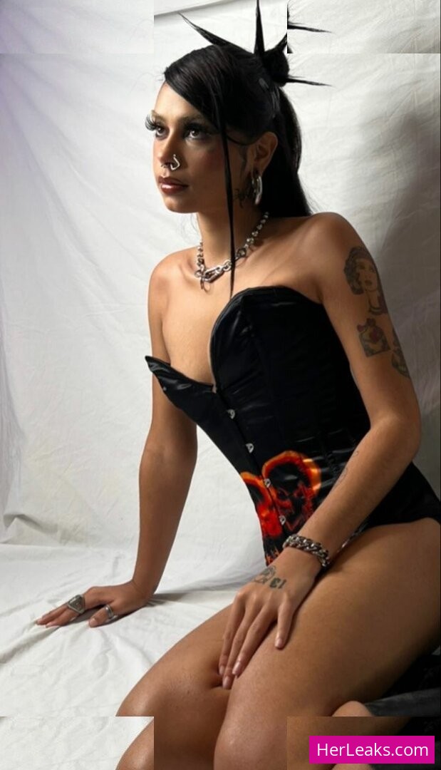 Giovanna Ramos - Image 12