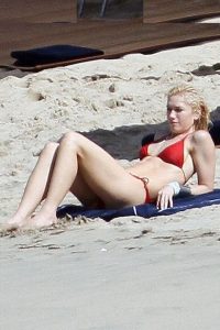 Gwen Stefani - Image 159