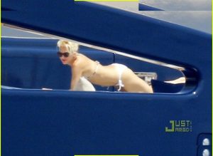 Gwen Stefani - Image 108