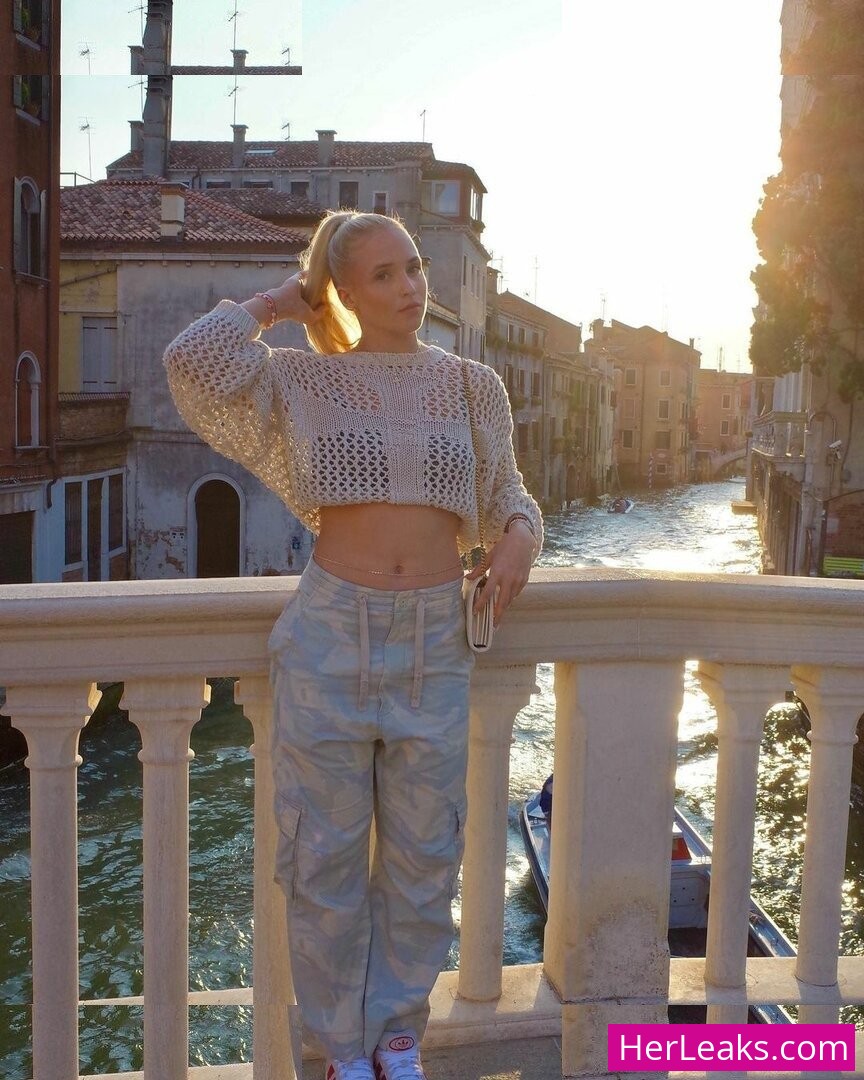 Hailey Van Lith - Image 193
