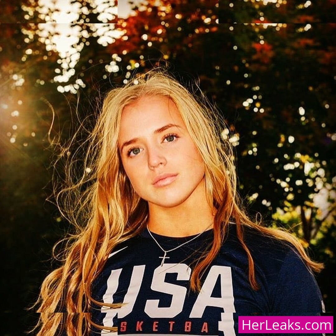 Hailey Van Lith - Image 160