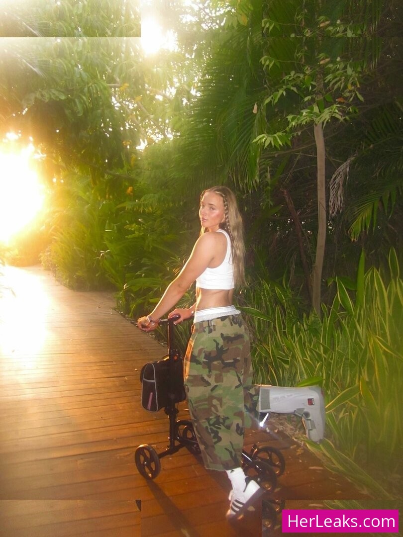 Hailey Van Lith - Image 74