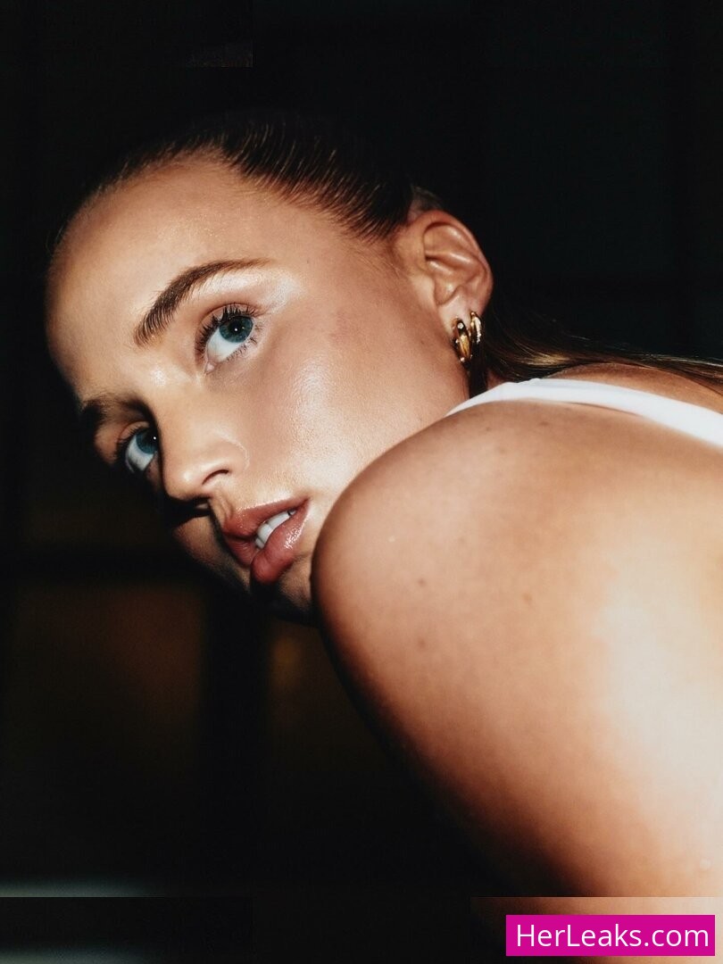 Hailey Van Lith - Image 46