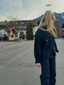 Hailey Van Lith - Image 4