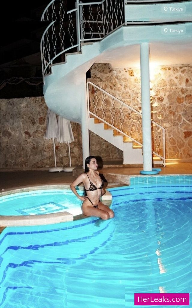 Helga Lovekaty - Image 166