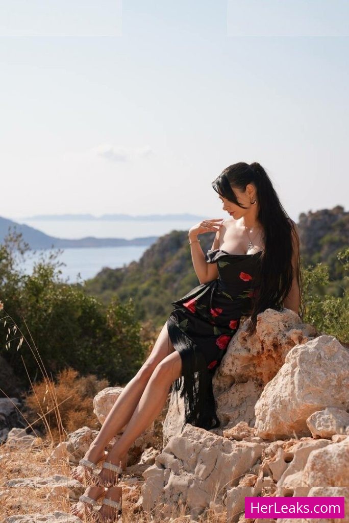 Helga Lovekaty - Image 45