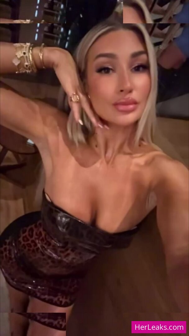 Izzi Dame - Image 384