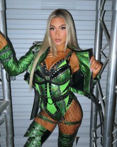 Izzi Dame - Image 379