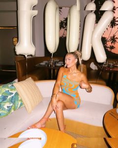 Izzi Dame - Image 375