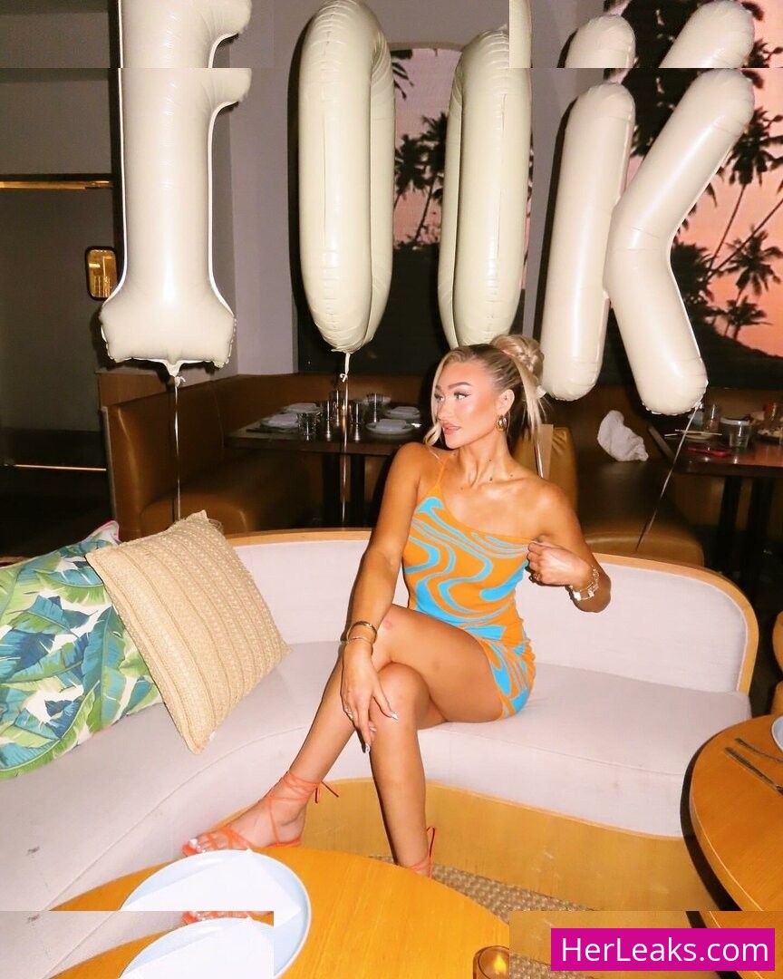 Izzi Dame - Image 375