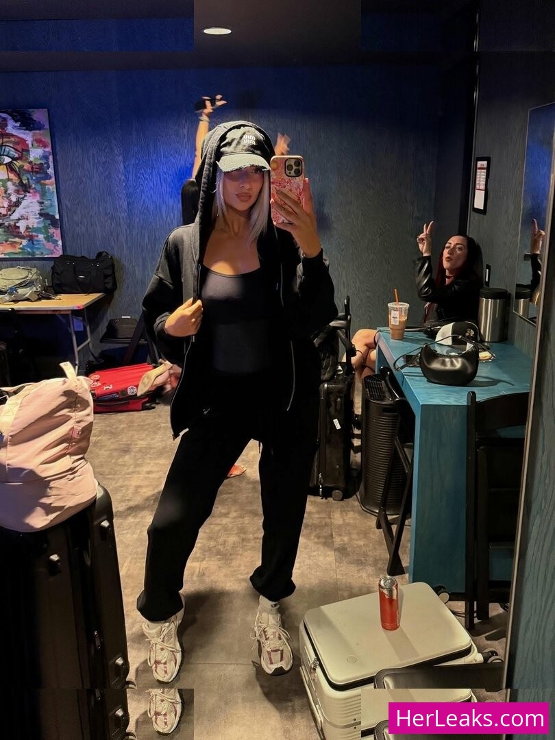 Izzi Dame - Image 357
