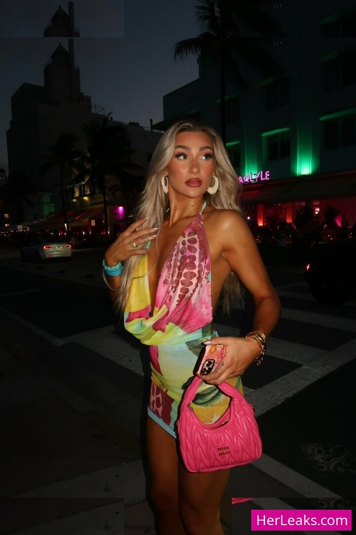 Izzi Dame - Image 349